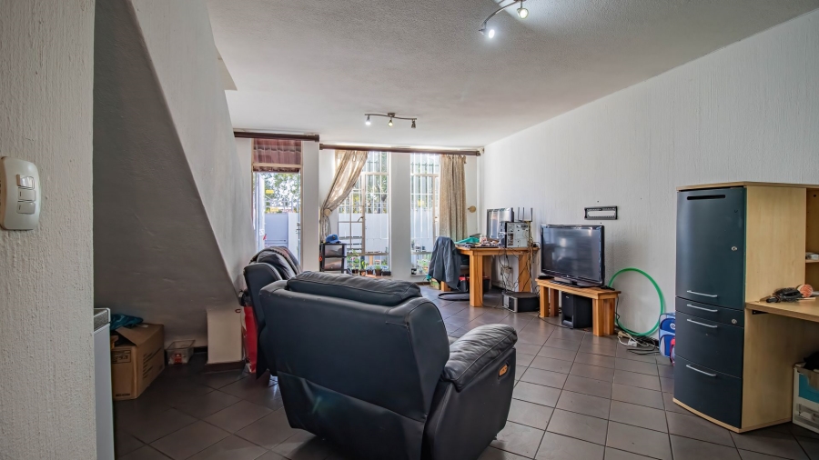 2 Bedroom Property for Sale in Eastleigh Gauteng