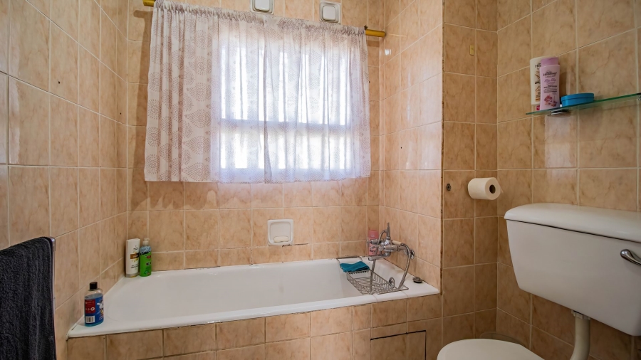 2 Bedroom Property for Sale in Eastleigh Gauteng