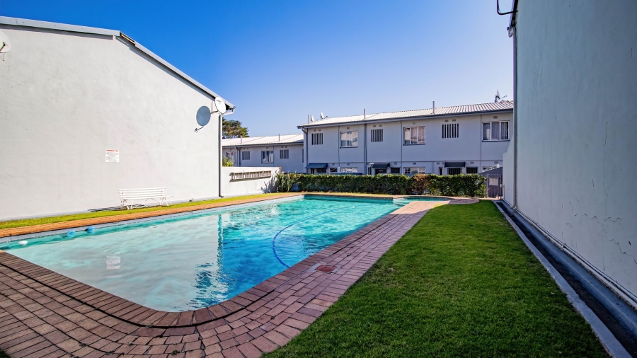 2 Bedroom Property for Sale in Eastleigh Gauteng