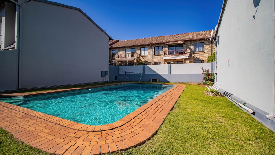 2 Bedroom Property for Sale in Eastleigh Gauteng