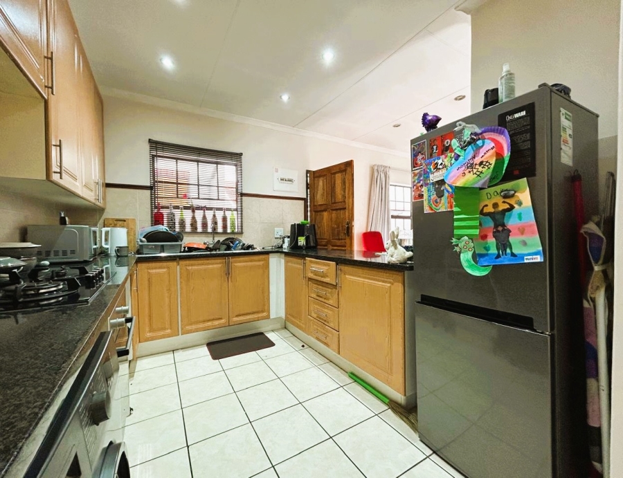 2 Bedroom Property for Sale in Eco Park Gauteng