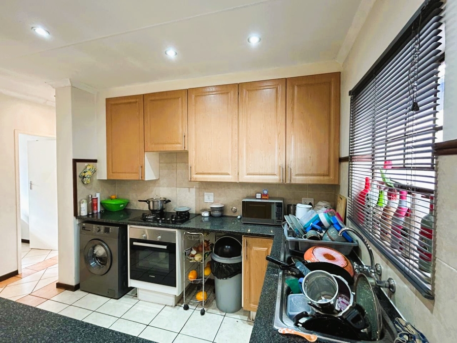 2 Bedroom Property for Sale in Eco Park Gauteng