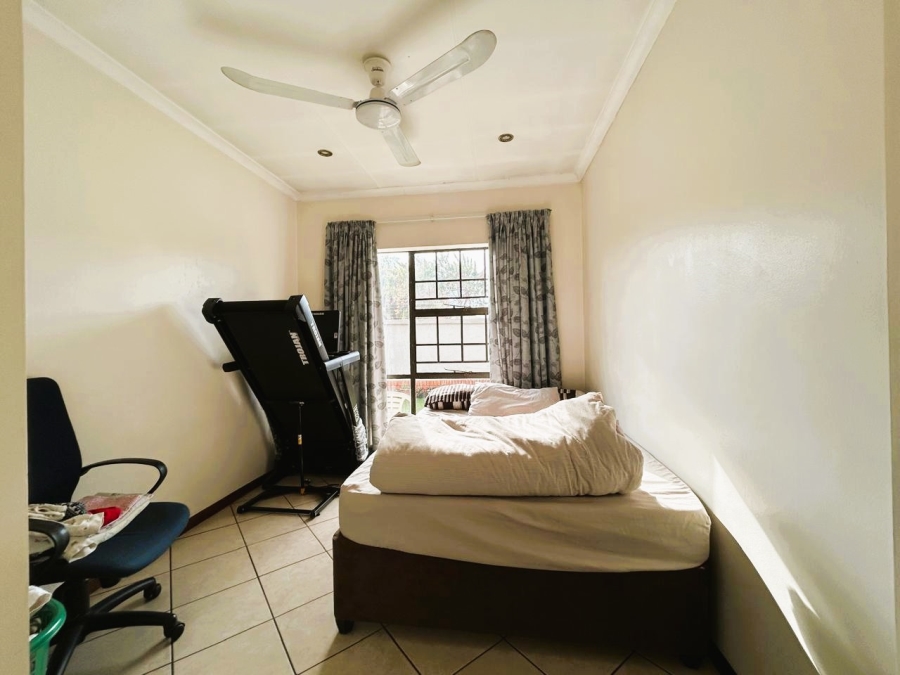 2 Bedroom Property for Sale in Eco Park Gauteng