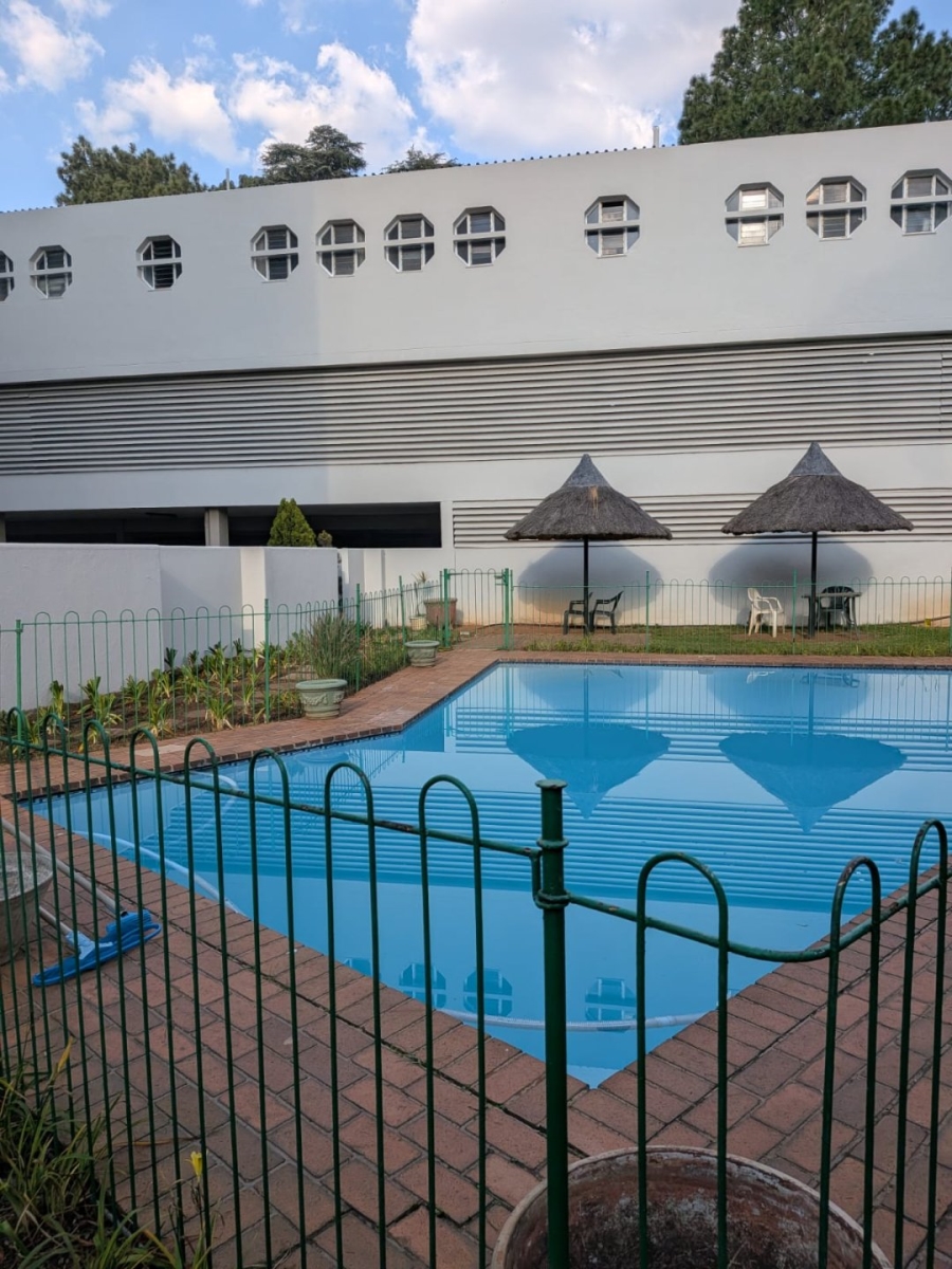 2 Bedroom Property for Sale in Melrose Gauteng