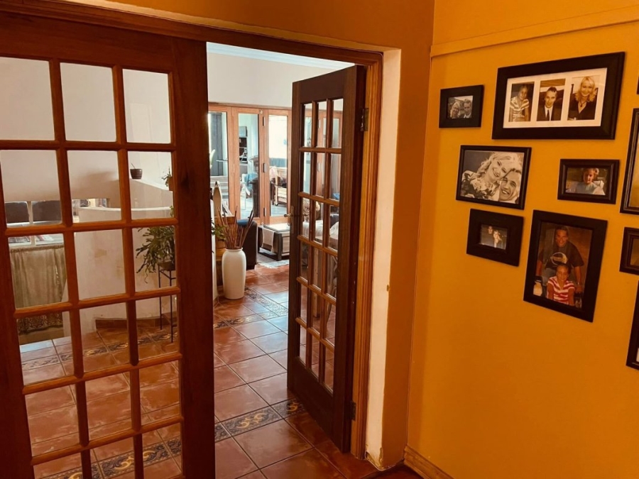 4 Bedroom Property for Sale in Kensington Gauteng