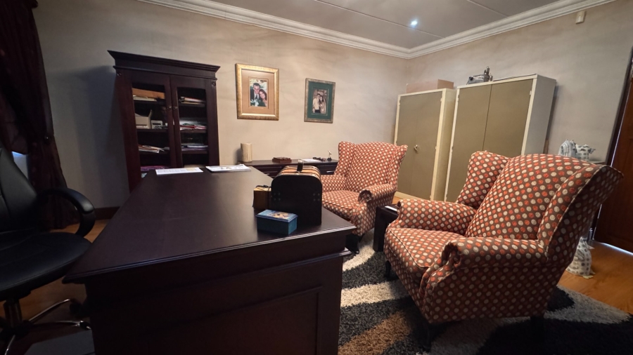 4 Bedroom Property for Sale in Three Rivers East Gauteng