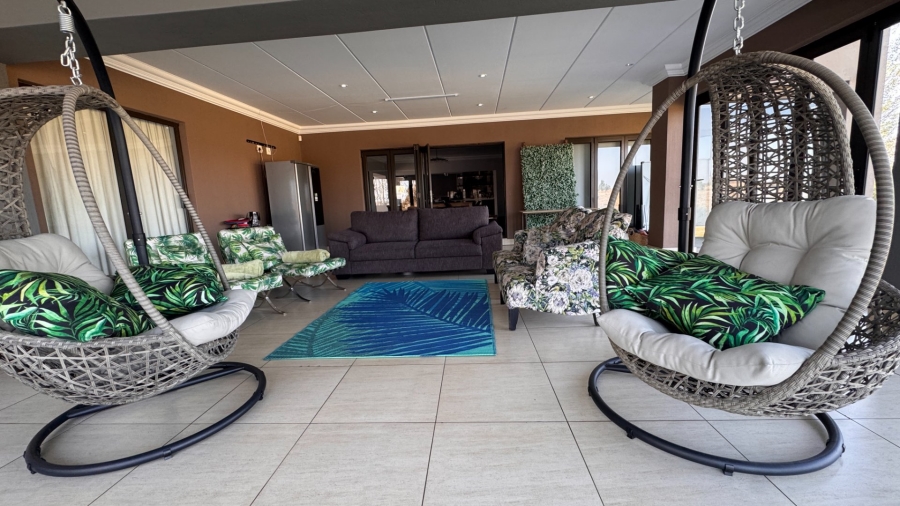 4 Bedroom Property for Sale in Three Rivers East Gauteng