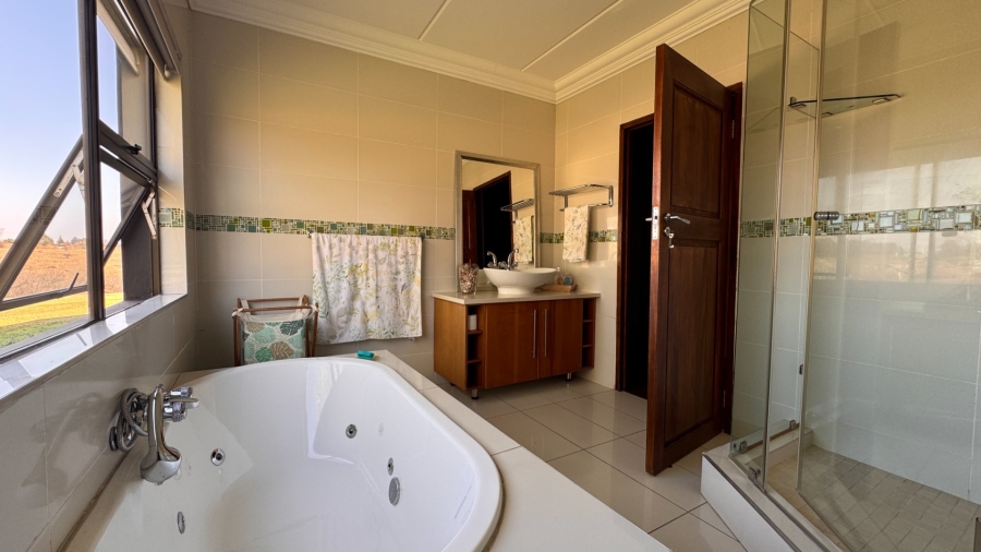 4 Bedroom Property for Sale in Three Rivers East Gauteng
