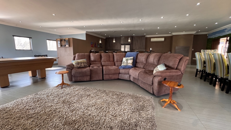 4 Bedroom Property for Sale in Three Rivers East Gauteng