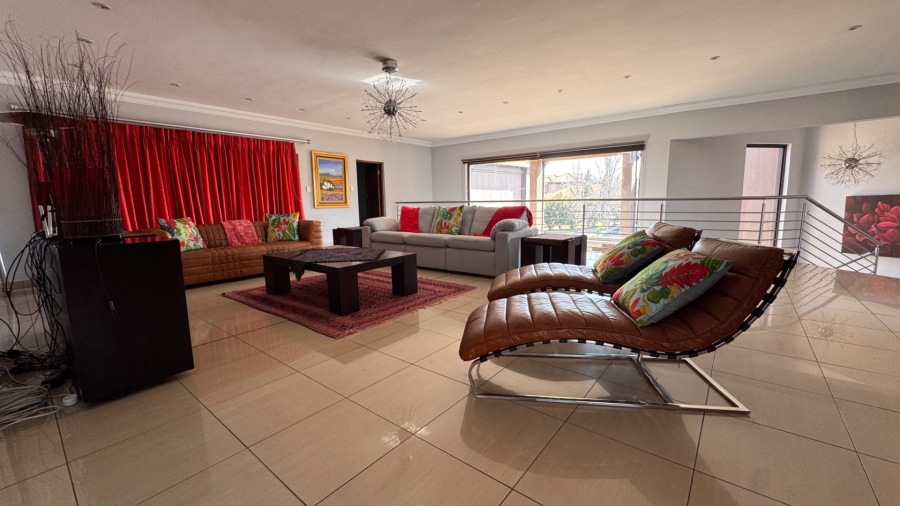 4 Bedroom Property for Sale in Three Rivers East Gauteng