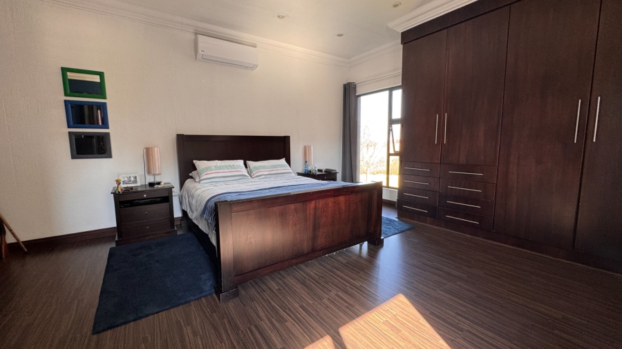 4 Bedroom Property for Sale in Three Rivers East Gauteng
