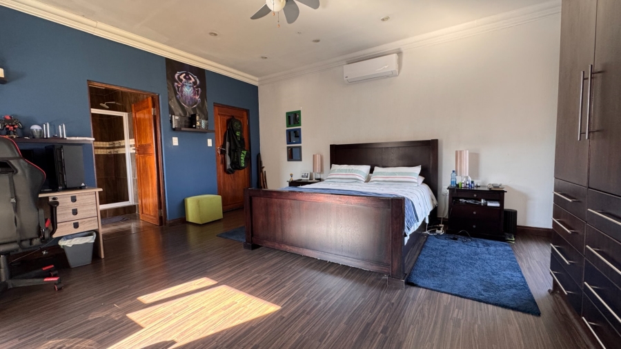 4 Bedroom Property for Sale in Three Rivers East Gauteng