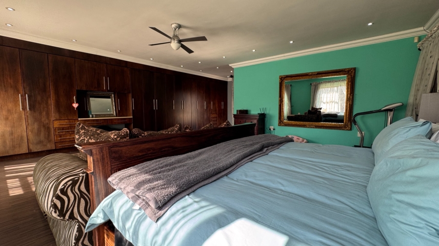 4 Bedroom Property for Sale in Three Rivers East Gauteng