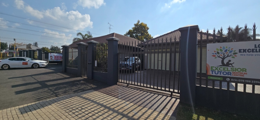 To Let Commercial Property for Rent in Randhart Gauteng