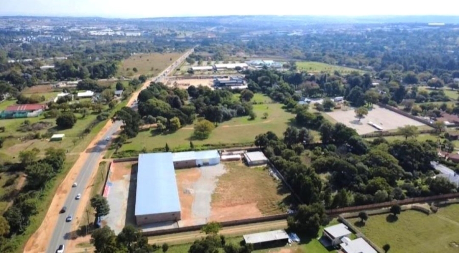  Bedroom Property for Sale in Glen Austin Gauteng