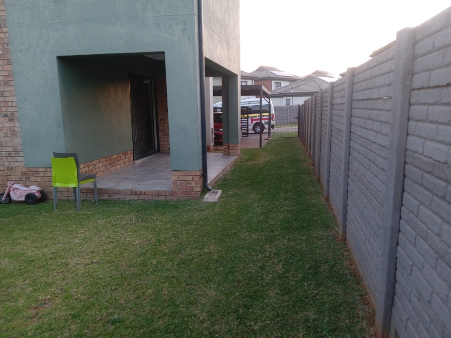 4 Bedroom Property for Sale in Lotus Gardens Gauteng
