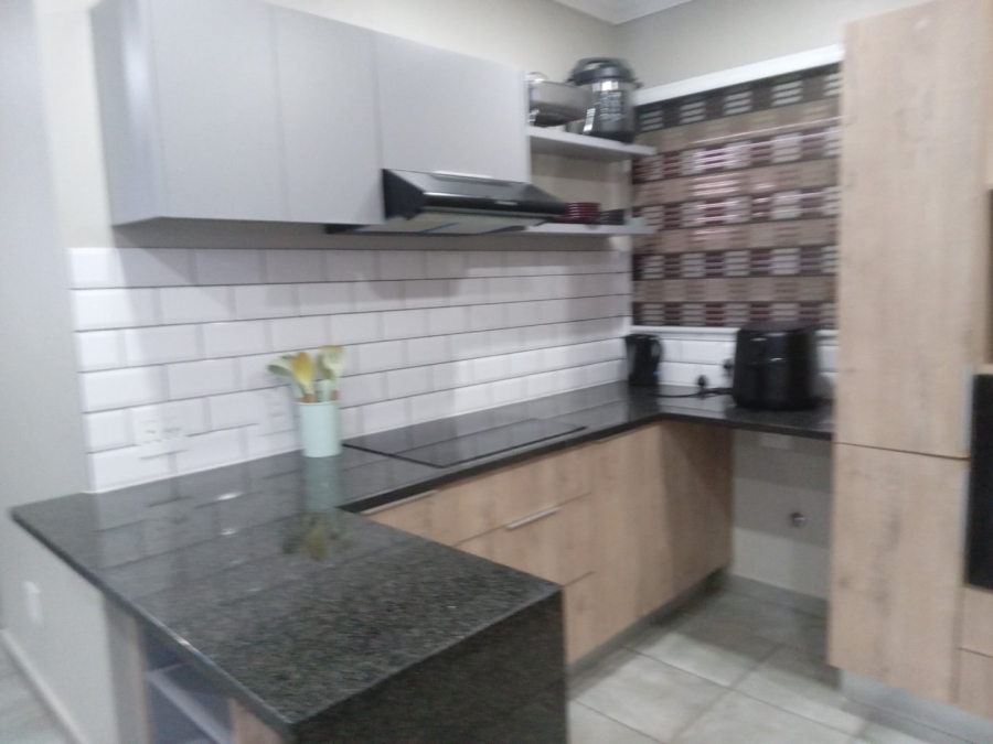 4 Bedroom Property for Sale in Lotus Gardens Gauteng