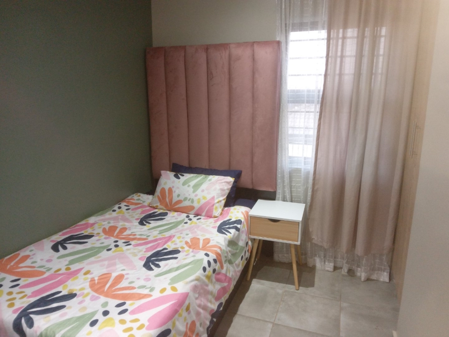 4 Bedroom Property for Sale in Lotus Gardens Gauteng