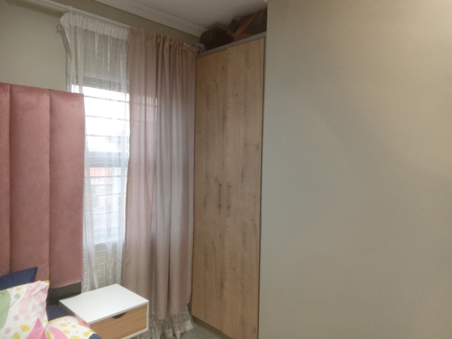 4 Bedroom Property for Sale in Lotus Gardens Gauteng