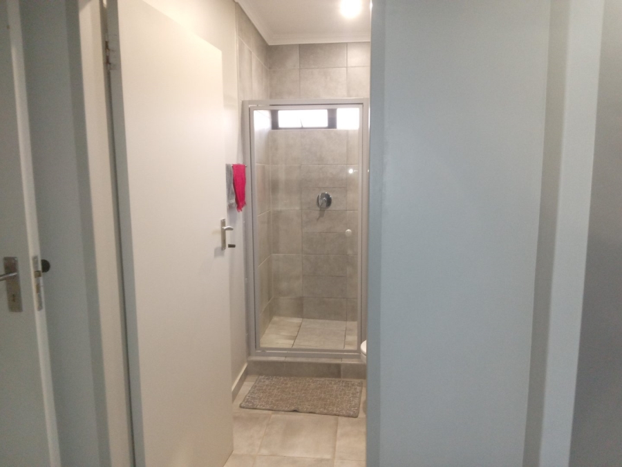 4 Bedroom Property for Sale in Lotus Gardens Gauteng