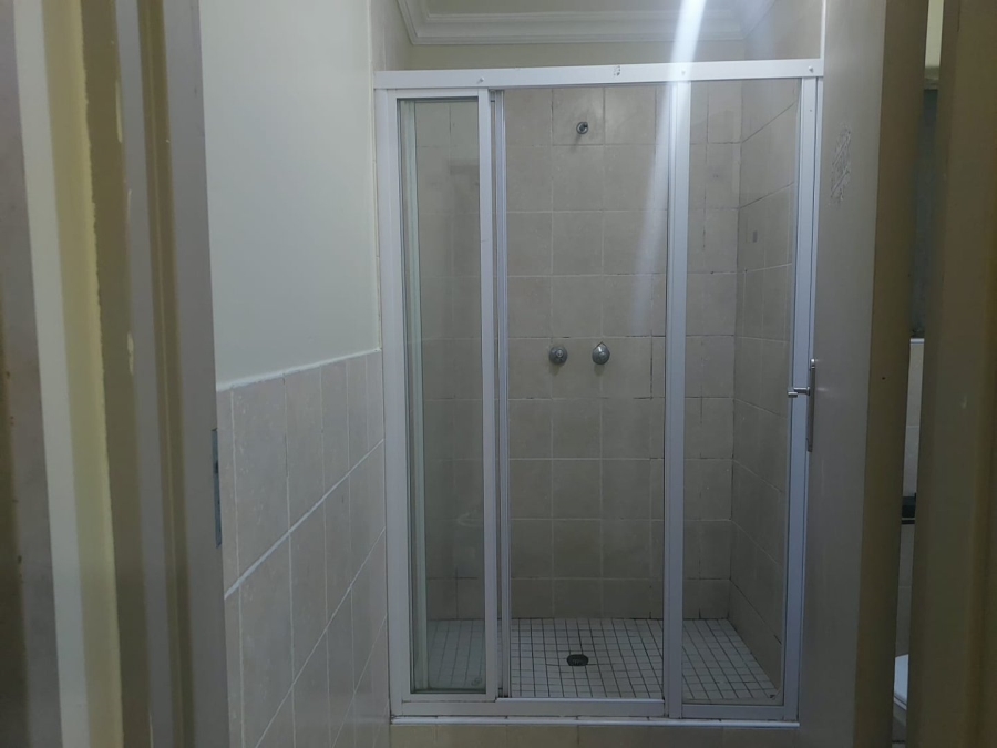 To Let 2 Bedroom Property for Rent in Halfway House Gauteng
