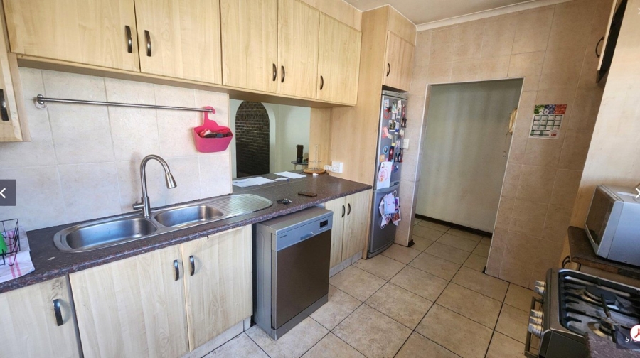 3 Bedroom Property for Sale in Homestead Gauteng