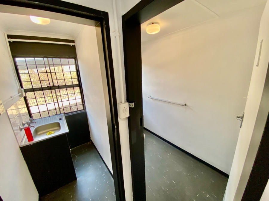 To Let Commercial Property for Rent in Highveld Business Park Gauteng
