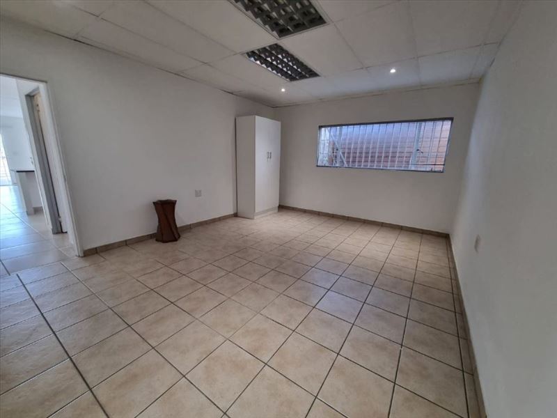 7 Bedroom Property for Sale in Aston Manor Gauteng