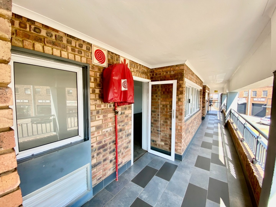 To Let Commercial Property for Rent in Highveld Business Park Gauteng