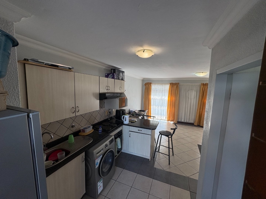 1 Bedroom Property for Sale in Hatfield Gauteng