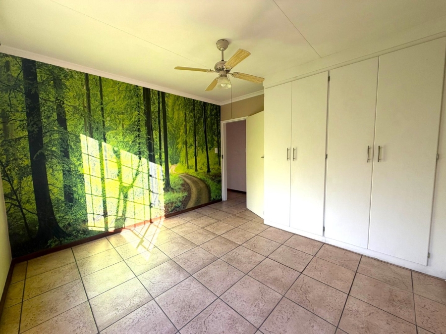 2 Bedroom Property for Sale in The Reeds Gauteng