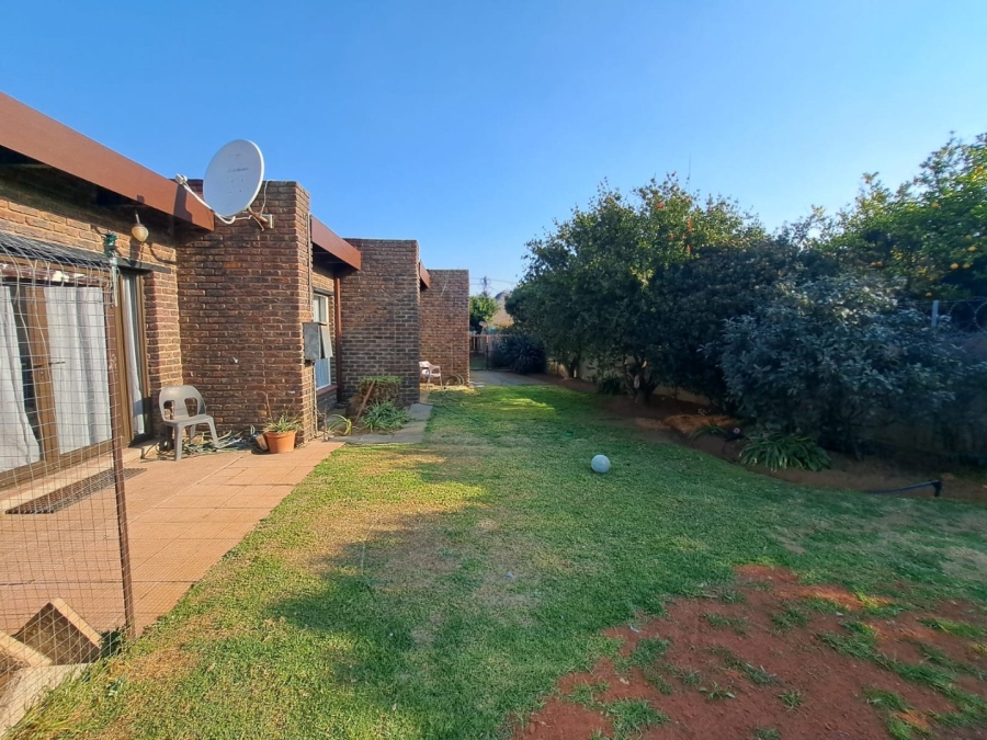 4 Bedroom Property for Sale in Ferryvale Gauteng