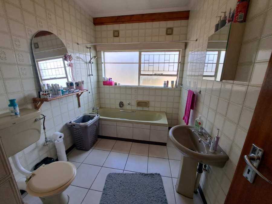 4 Bedroom Property for Sale in Ferryvale Gauteng