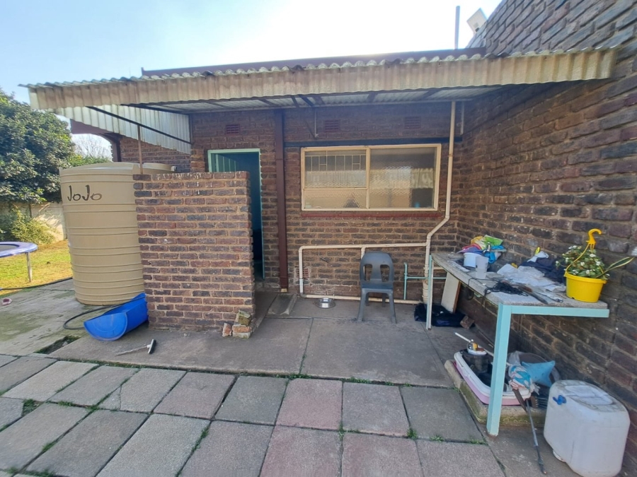4 Bedroom Property for Sale in Ferryvale Gauteng