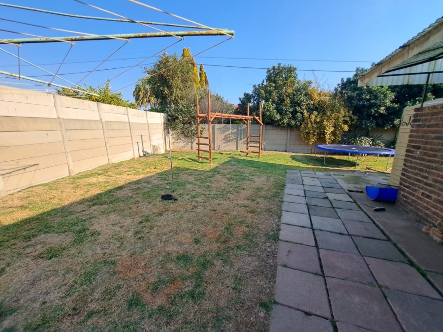 4 Bedroom Property for Sale in Ferryvale Gauteng