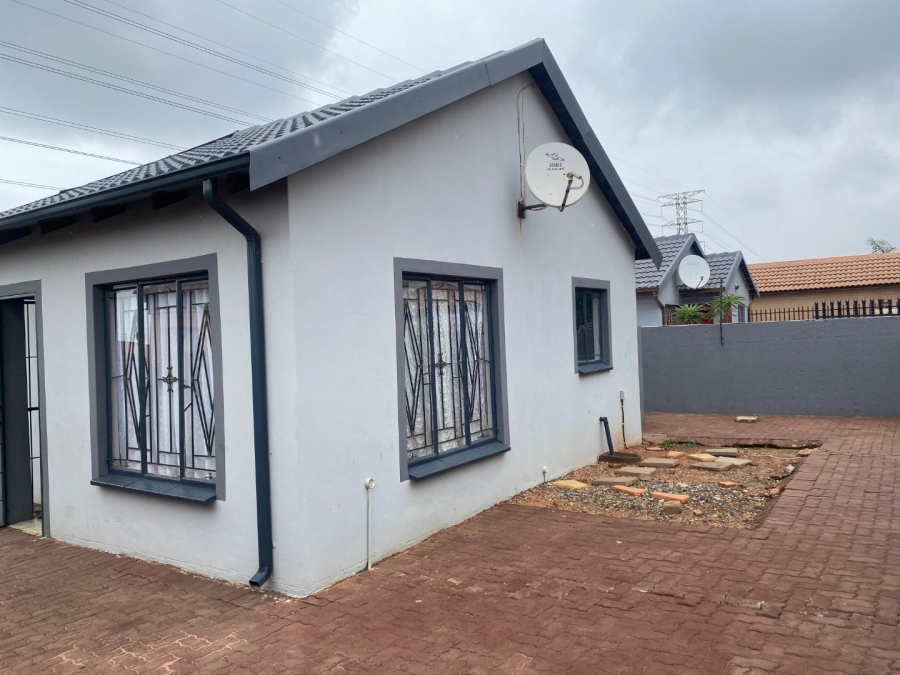 3 Bedroom Property for Sale in Soshanguve East Ext 3 Gauteng