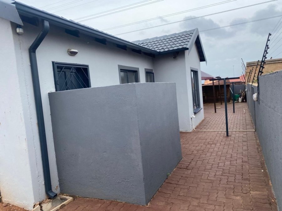 3 Bedroom Property for Sale in Soshanguve East Ext 3 Gauteng