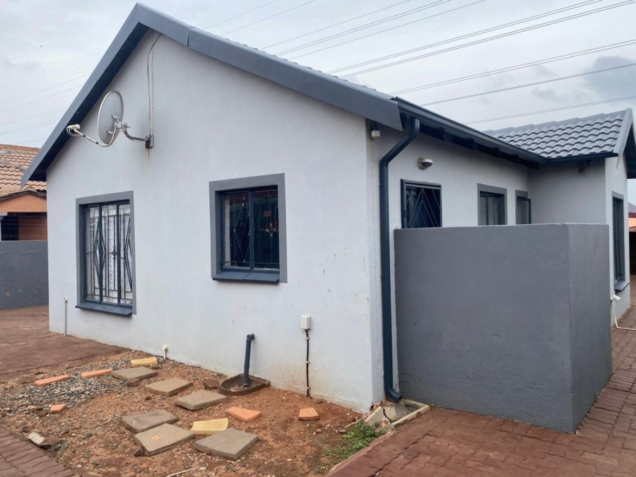 3 Bedroom Property for Sale in Soshanguve East Ext 3 Gauteng