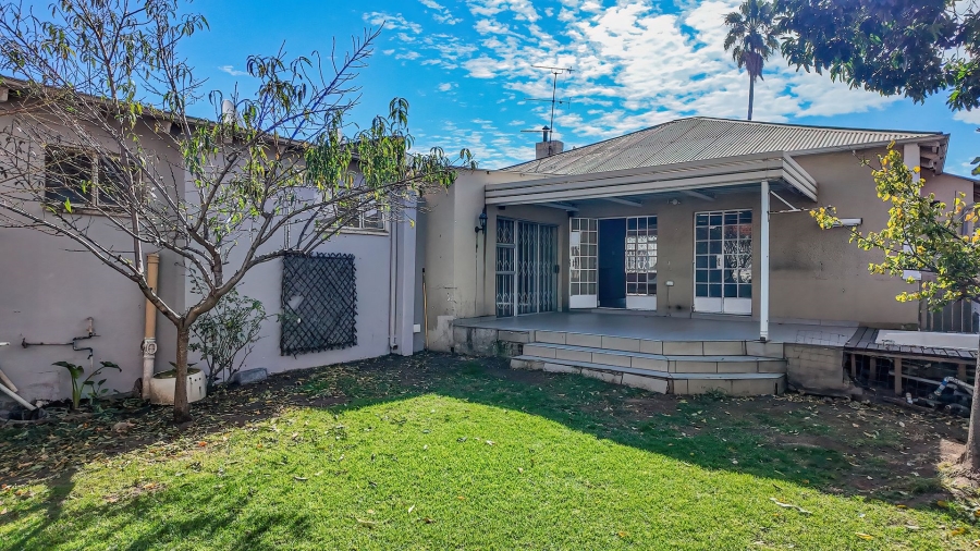 4 Bedroom Property for Sale in Orange Grove Gauteng
