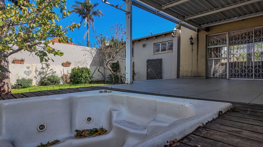 4 Bedroom Property for Sale in Orange Grove Gauteng