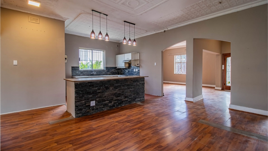4 Bedroom Property for Sale in Orange Grove Gauteng
