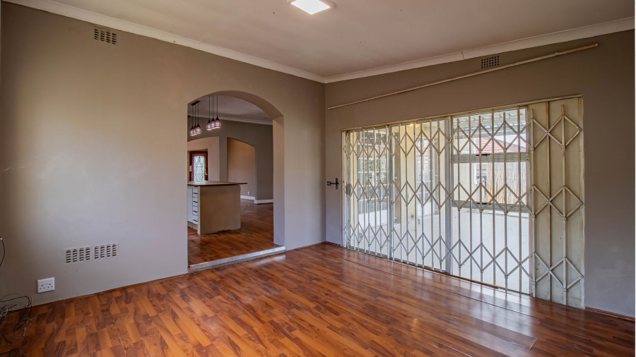 4 Bedroom Property for Sale in Orange Grove Gauteng