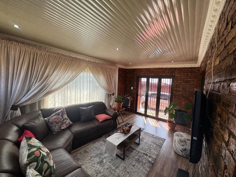 4 Bedroom Property for Sale in Modder East Gauteng
