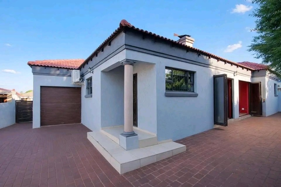 4 Bedroom Property for Sale in Magaliesberg Country Estate Gauteng