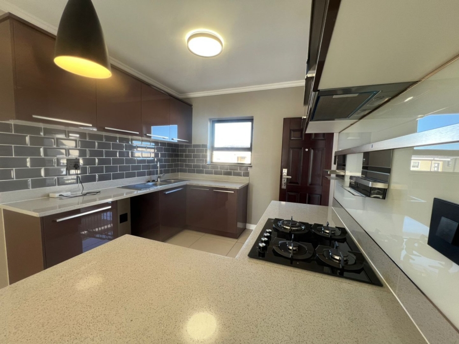 To Let  Bedroom Property for Rent in Blue Hills Gauteng
