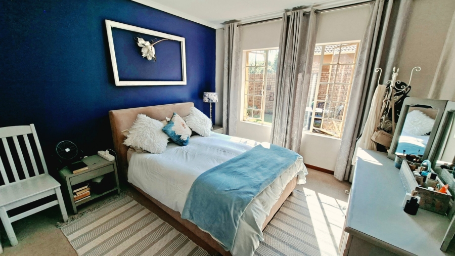 2 Bedroom Property for Sale in Boardwalk Gauteng