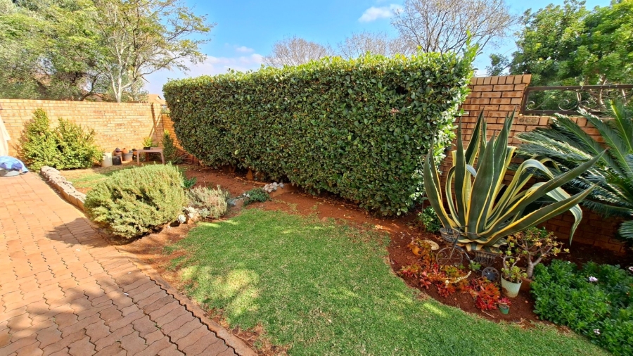 2 Bedroom Property for Sale in Boardwalk Gauteng