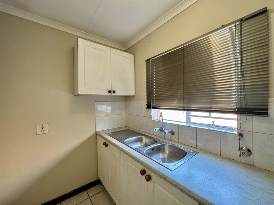 To Let 3 Bedroom Property for Rent in Highveld Gauteng