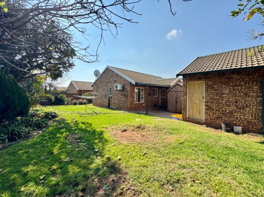 To Let 3 Bedroom Property for Rent in Highveld Gauteng