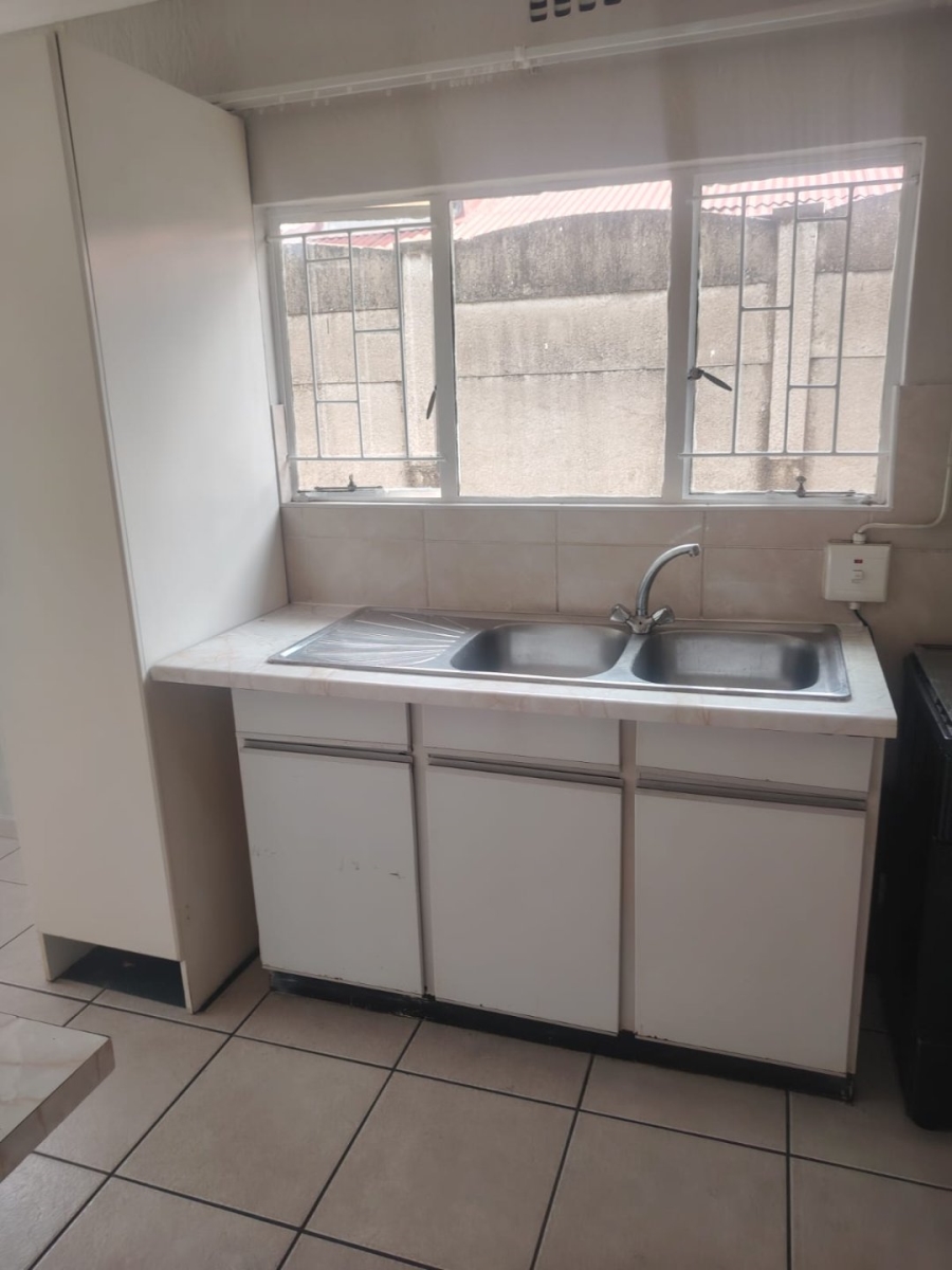 To Let 1 Bedroom Property for Rent in Vanderbijlpark SW 1 Gauteng